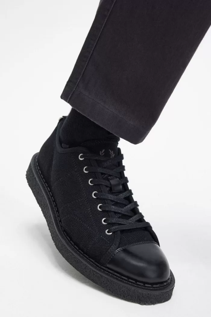 Fred Perry Canvas Monkey Men’s Plimsolls Black OURSI8475