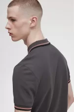 Fred Perry M3600 Men’s Shirt Gunmetal Coral Heat Black WKXNA7809